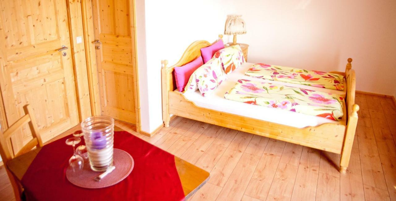 Topfit-Freizeitpark Hotel Freinberg Bagian luar foto